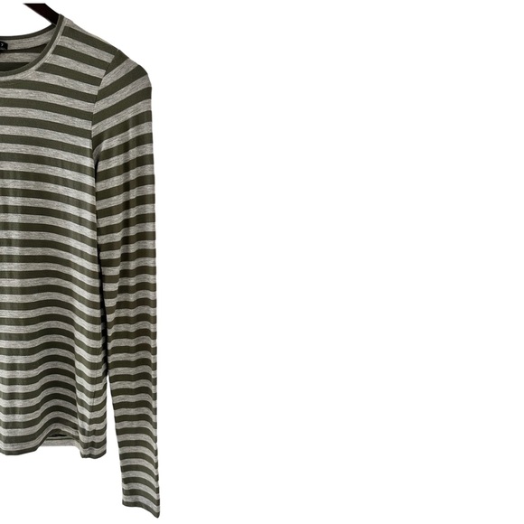 Theory Olive Green and Heathered Grey Stripe Long Sleeve Tee Size Medium - Picture 5 of 7